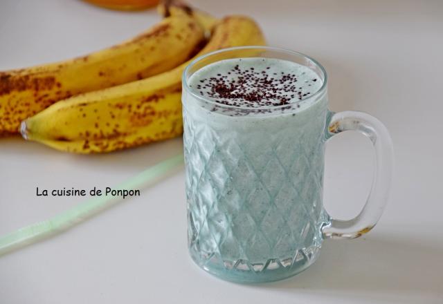 Smoothie banane, linette et spiruline