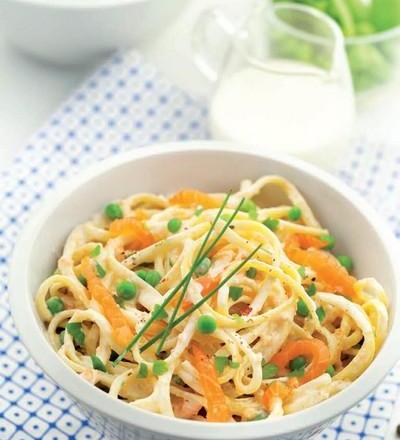 Linguine au saumon fumé et petits pois