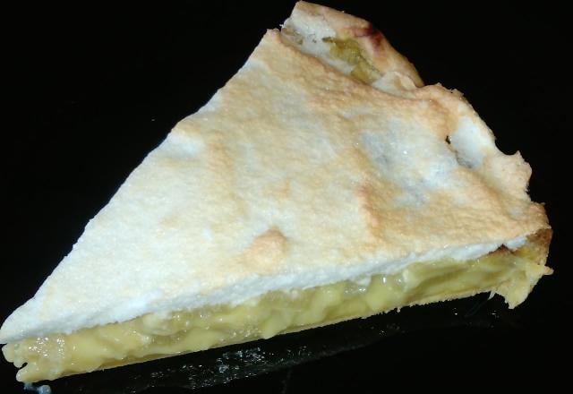 Tarte à la rhubarbe meringuée facile