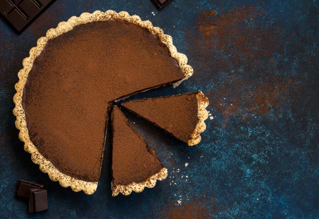 “Super bonne” : voici la recette de tarte au chocolat qui va vous accompagner pendant longtemps !