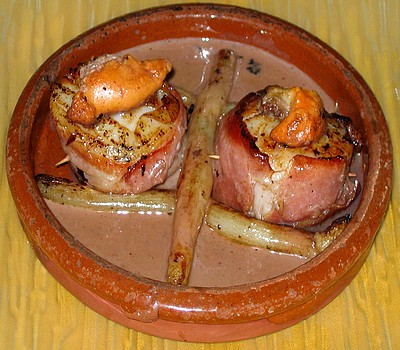 Tapas de Saint-Jacques lardées au serrano