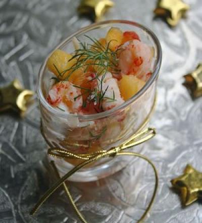 Tartare d'écrevisses et kaki à la fève tonka