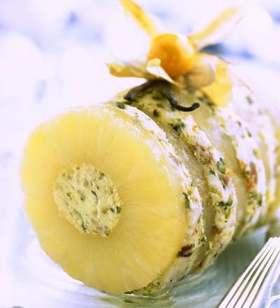 Bûche glacée à l'ananas