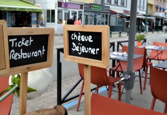 Tickets-restaurant : la dérogation qui permet de payer ses courses va-t-elle enfin être pérennisée ?