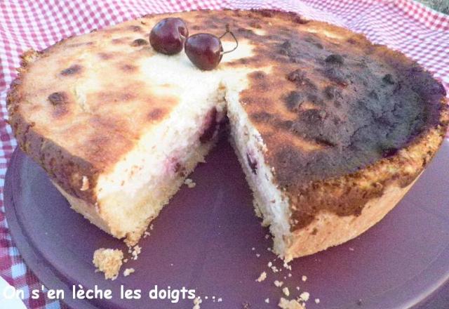 Gâteau de fromage blanc aux cerises