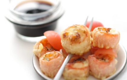 Cromesquis de tomate cocktail et Fourme d'Ambert caramel d'eau de cuisson légèrement vinaigré