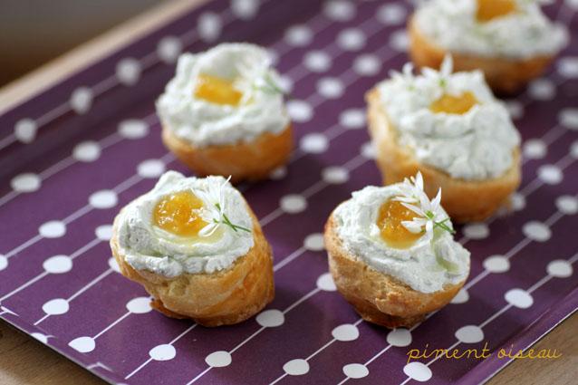 Petits choux à la fourme d'Ambert pour l'apéritif