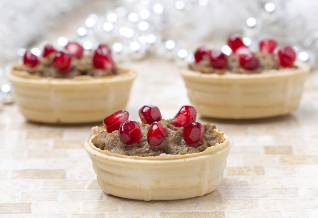 Tartelettes au foie gras, foies de volaille et grenade