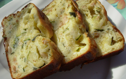 Terrine de courgettes à la brousse et aux pingons de pin