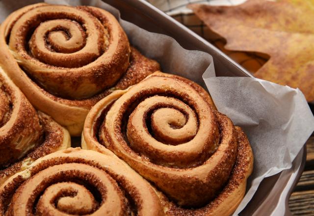 Comment faire des cinnamon roll d'automne avec de la purée de courge ?