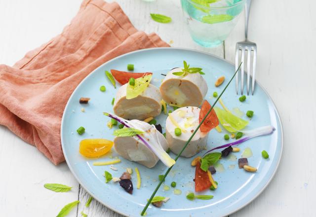 Rouelles de suprême de volaille farci au Carré Frais© 0 % au citron “Niçoise” de haricots verts aux herbes du jardin