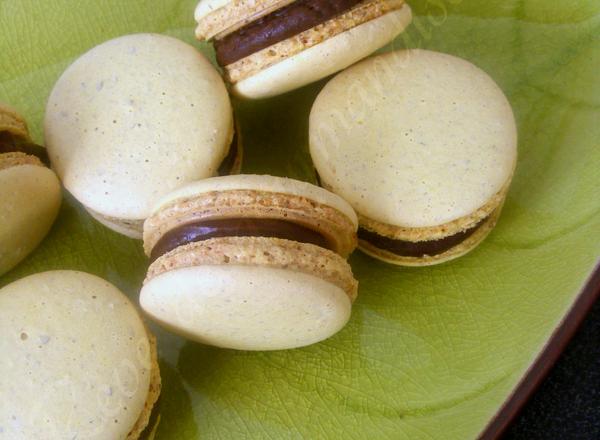 Macarons Chocolat Banane caramélisée