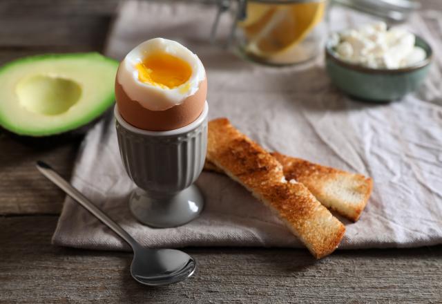 Ce trompe-l'oeil d’oeuf à la coque est le dessert qu’il vous faut pour bluffer vos convives à Pâques