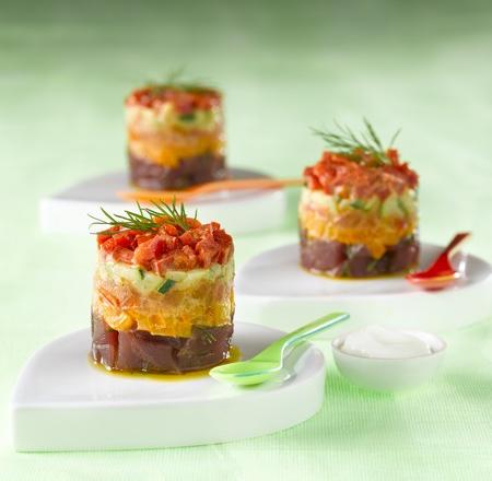 Tartare de thon et petits légumes