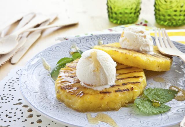 Ananas grillé au barbecue et sa glace