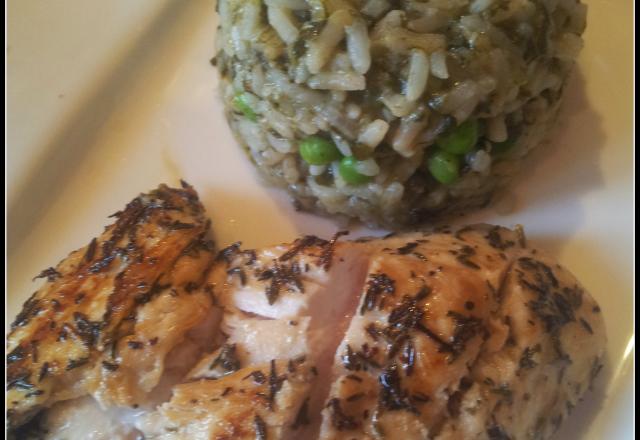 Poulet au thym, citron et riz pilaf épinards et petits pois