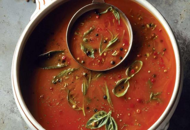 Potage glacé à la tomate