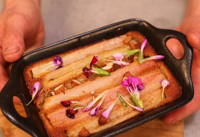 Financier rhubarbe et amandes