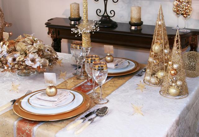 Comment décorer une table de Noël