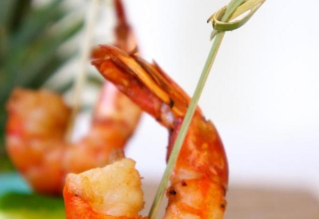 Brochettes de gambas à l'ananas et menthe