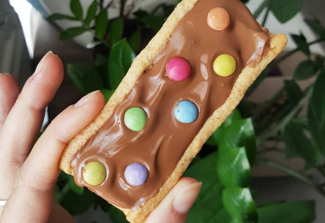 Petits biscuits aux deux chocolats et smarties