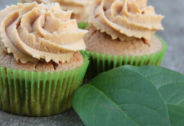 Cupcakes cannelle, pomme et caramel au beurre salé