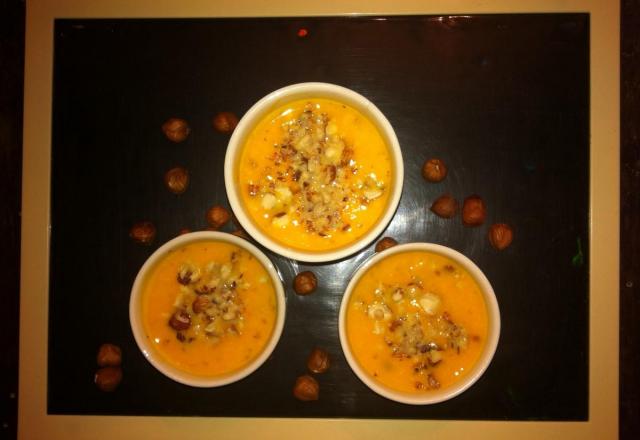 Velouté de courge butternut aux noisettes