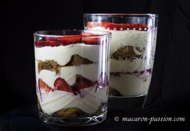 Tiramisu aux fraises au goût corsé