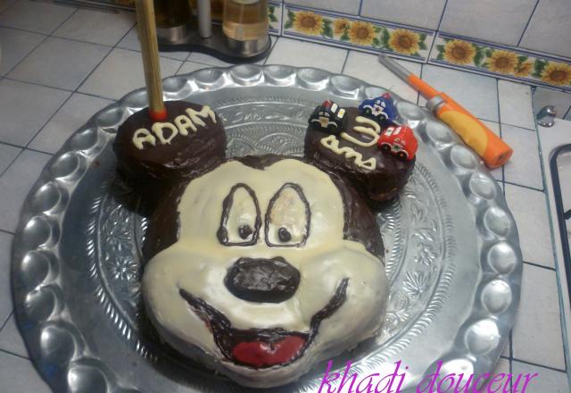 Gâteau Mickey au chocolat fourré