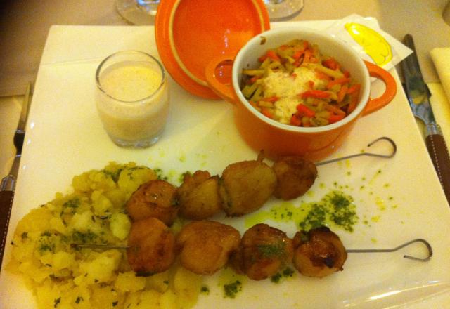 Brochette de Saint Jacques en julienne