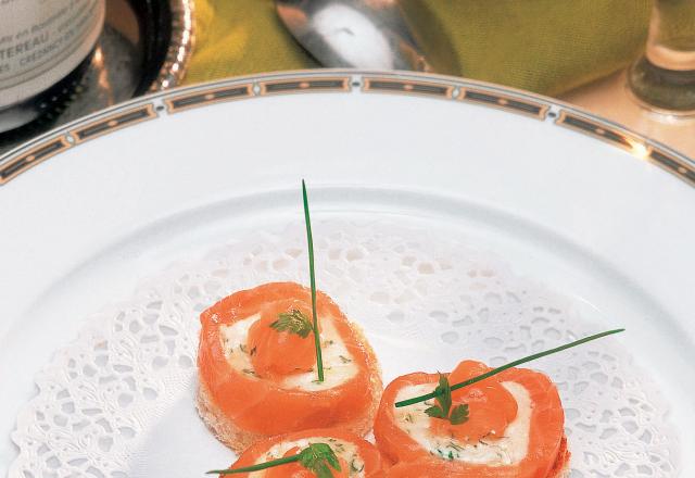 Canapés de saumon à la Chavignolaise