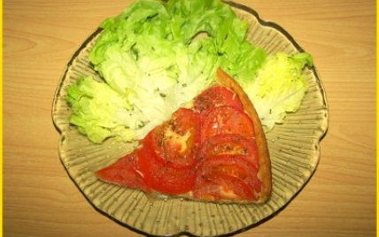 Tarte aux tomates, gruyère et moutarde