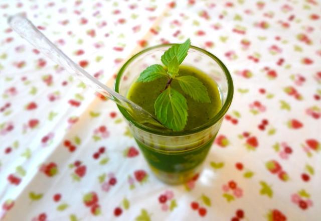 Gaspacho courgettes menthe