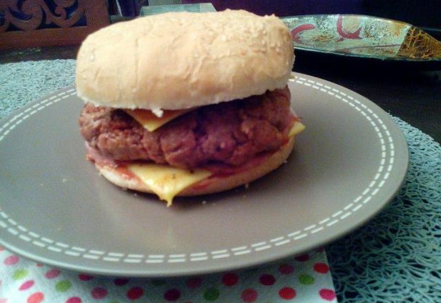 Hamburger à l'onglet et au foie