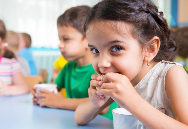 Contrairement à ce que l’on pense, ce fromage pour enfant “a une composition très clean” affirme cette diététicienne !