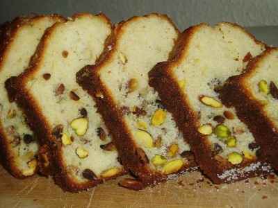 Cake aux pignons-pistaches et citron