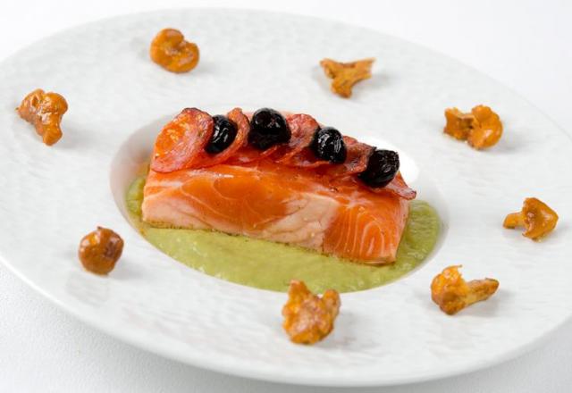 Pavé de saumon aux saveurs d'été douces et piquantes