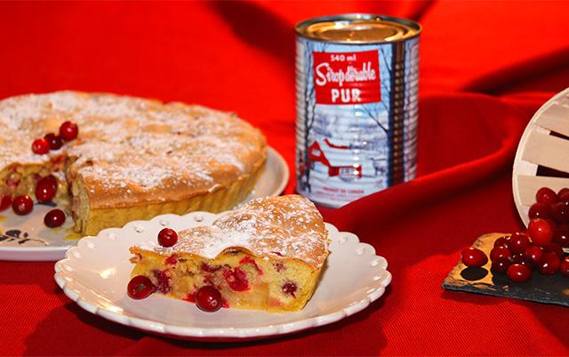 Tarte biscuitée, pommes, canneberges et sirop d'érable