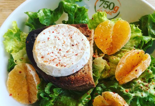 Salade au fromage de Rocamadour à la clémentine