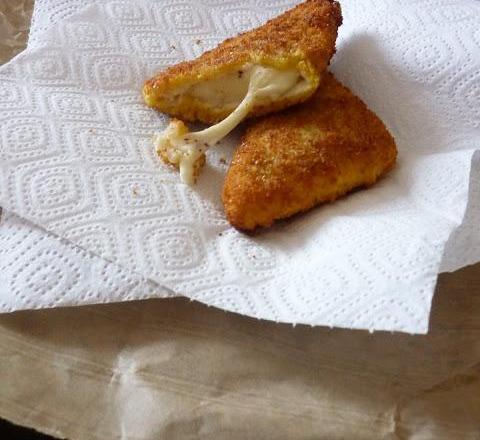 Mozzarella in carrozza