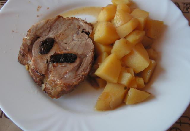 Rôti de porc farci aux pruneaux