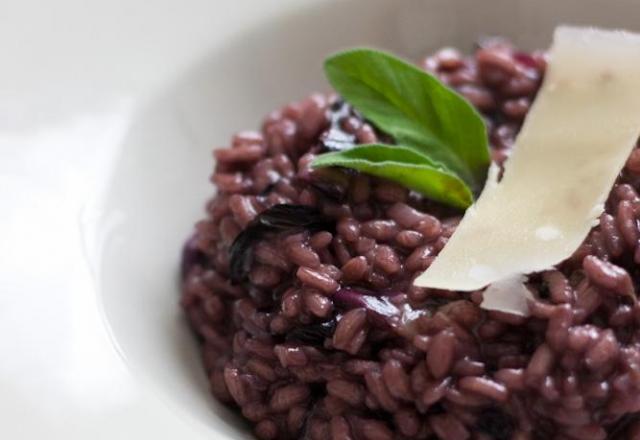 Risotto au vin rouge, à la sauge et à la Trevisana