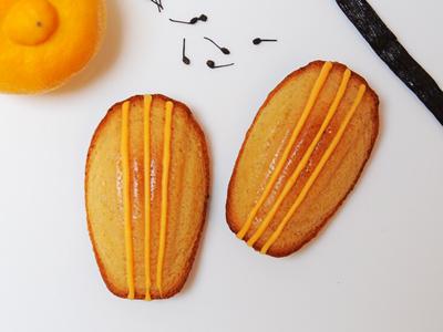 Madeleine au citron bergamote, vanille et poivre de Madagascar