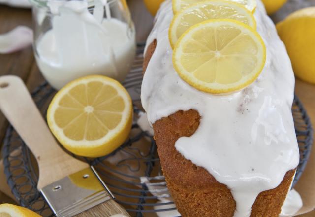 Cake au citron avec glaçage