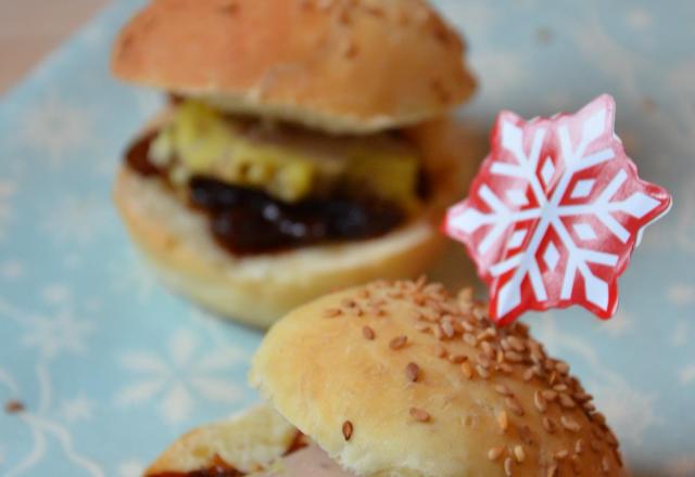 Mini burgers foie gras et confit d'oignon