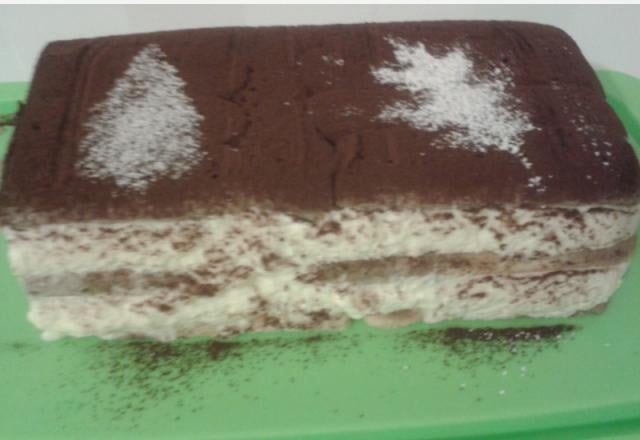 Tiramisu façon bûche de Noël