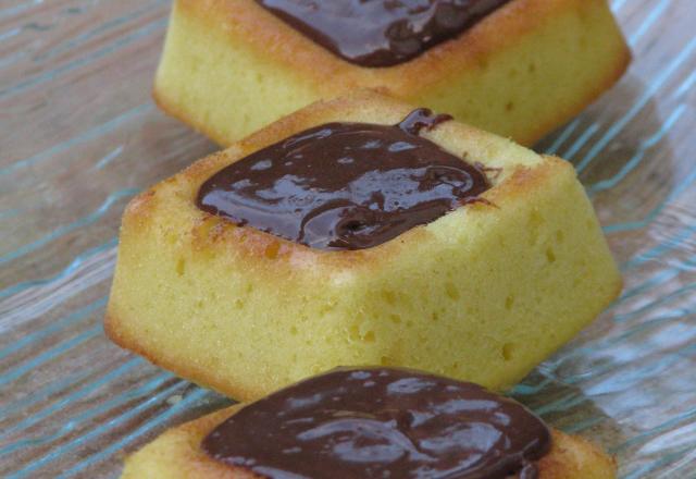 Savarins à la noix de coco et sa ganache au chocolat