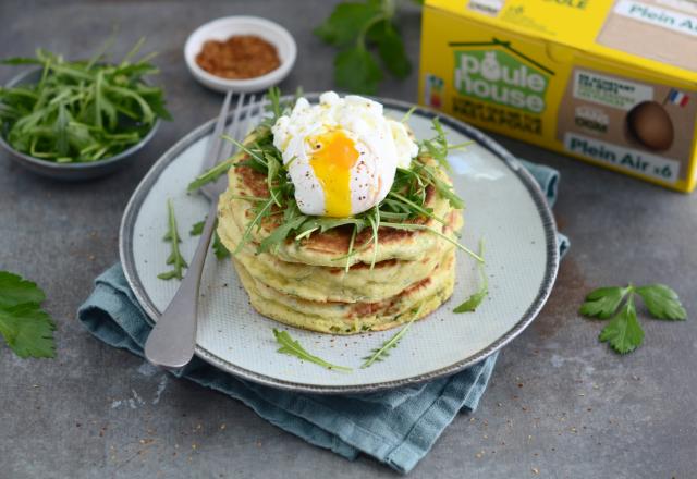 Pancakes aux herbes et son œuf poché