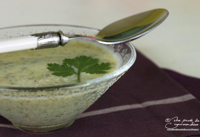 Soupe à la courgette et à la coriandre