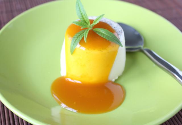 Panna cotta vanille, coulis mangue